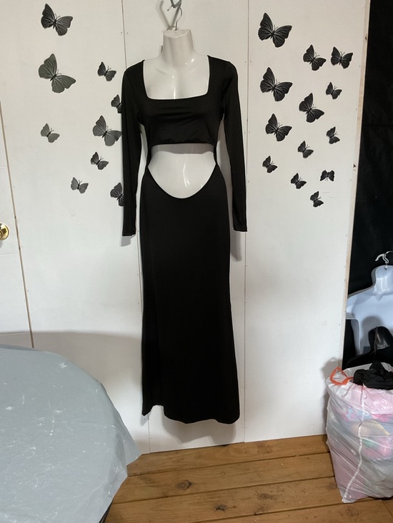 Dhome Dresses & Skirts - Black Long-Sleeve Cutout Maxi Dress - Stylish Women's Evening Dress